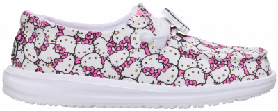 Wendy Y Hello Kitty Takeover